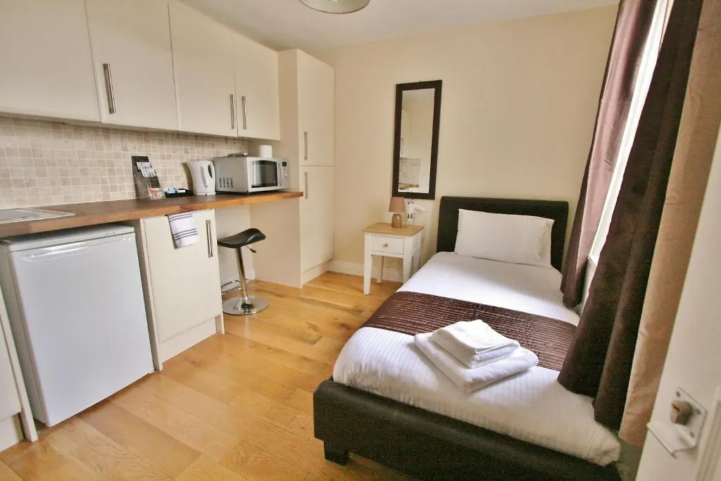*** Aparthotel Central Studios Gloucester Road By Roomsbooked - Free Parking Cheltenham United Kingdom